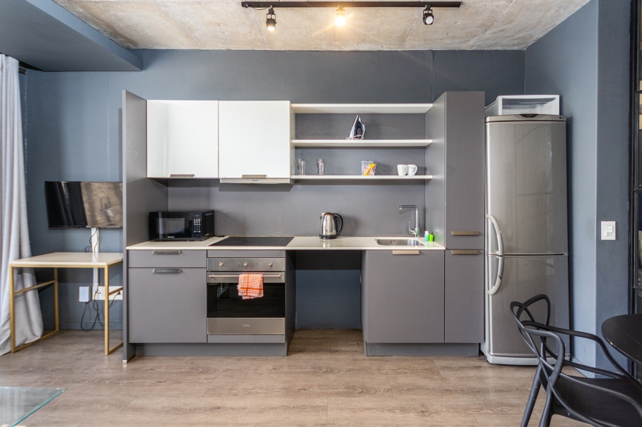 1 Bedroom Property for Sale in Woodstock Western Cape